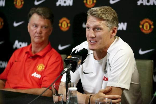 2015-07-15t225819z_2098076069_gf10000160268_rtrmadp_3_soccer-england-usa-manchester-united_reuters