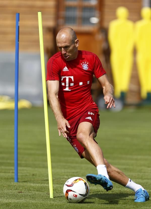 2015-07-27t101103z_1273294304_lr2eb7r0sa4pi_rtrmadp_3_germany-soccer_reuters