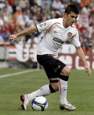 ديفيد فيا سجل مرتين وواصل تألقه