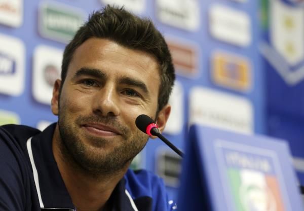 اندريا بارزالي