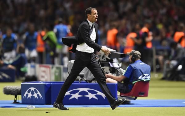 2015-06-06t201622z_76623382_mt1aci13791959_rtrmadp_3_soc_reuters