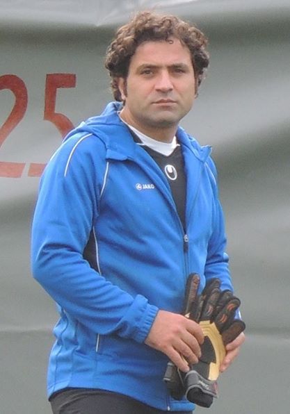 بكري كنيفاتي