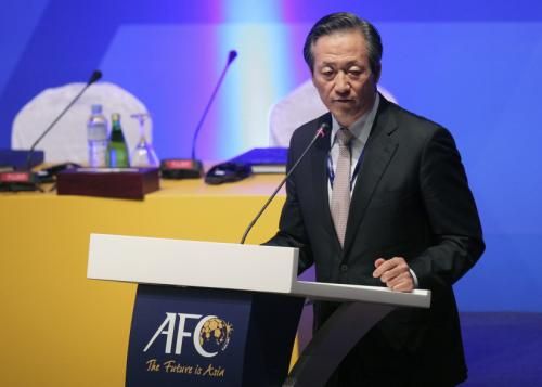 2011-01-062011-01-06t103516z_01_qat18_rtridsp_3_soccer-asia-afc_reuters