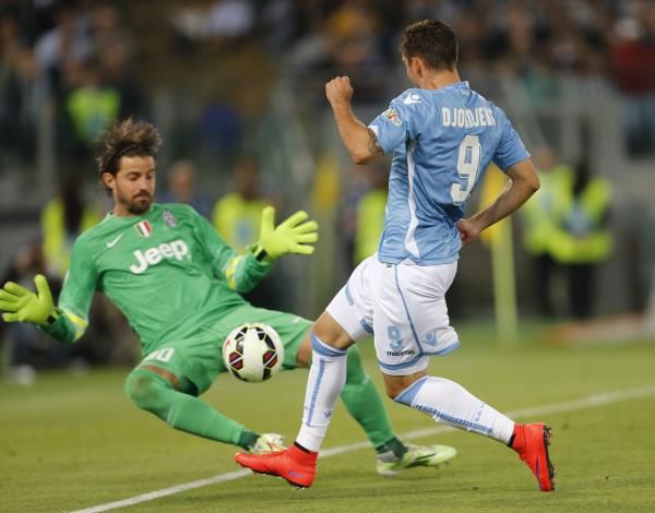 2015-05-20t202937z_75155377_mt1aci13749607_rtrmadp_3_football_reuters