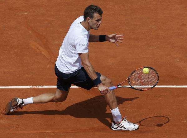2015-05-24t135215z_594192317_lr2eb5o12is1g_rtrmadp_3_tennis-open_reuters