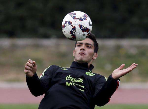 2015-06-09t182739z_915958872_gf10000122043_rtrmadp_3_soccer-copa_reuters