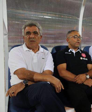 رضا الجدي الى جانب فوزي البنزرتي