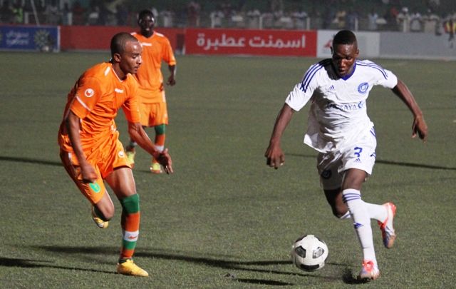 جانب من مباراة الهلال والنسور (ارشيفية)