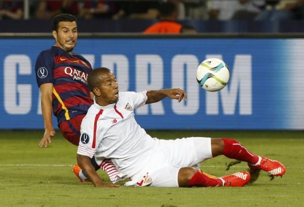 2015-08-11t210740z_2144601479_lr2eb8b1mohjs_rtrmadp_3_soccer-uefa-barcelona-sevilla_reuters