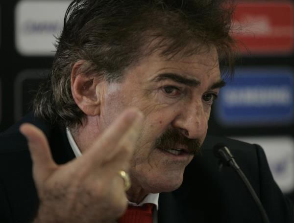 2014-04-02t203147z_1468205675_gm1ea430cgb01_rtrmadp_3_soccer-latam_reuters