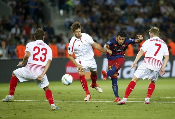 2015-08-11t201521z_380564218_lr2eb8b1k9aj4_rtrmadp_3_soccer-uefa-barcelona-sevilla_reuters