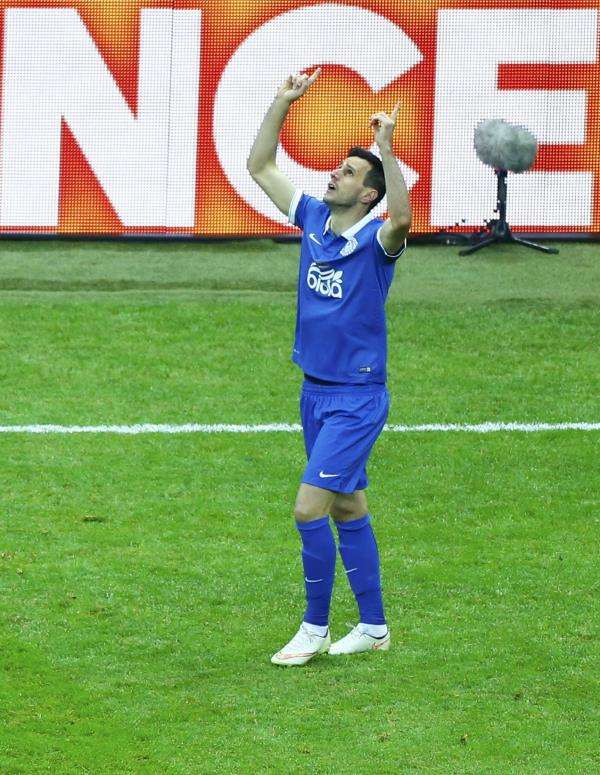 2015-05-27t190304z_1032079858_lr2eb5r1gwuk3_rtrmadp_3_football_reuters