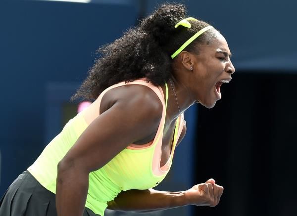 2015-08-11t205229z_830158059_nocid_rtrmadp_3_tennis-rogers-cup-s-williams-vs-pennetta_reuters