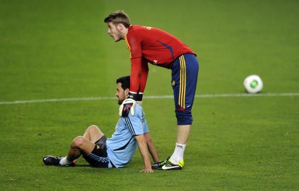 2013-03-21t204151z_2025544184_gm1e93m0bq301_rtrmadp_3_soccer-world-spain_reuters