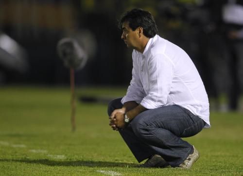 2011-04-012011-04-01t023631z_01_ast11_rtridsp_3_soccer-latam-libertadores_reuters