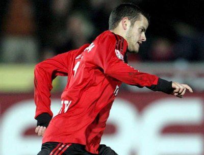 ترانكيلو بارنيتا سعيد بعد تسجيله للهدف الاول لليفركوزن