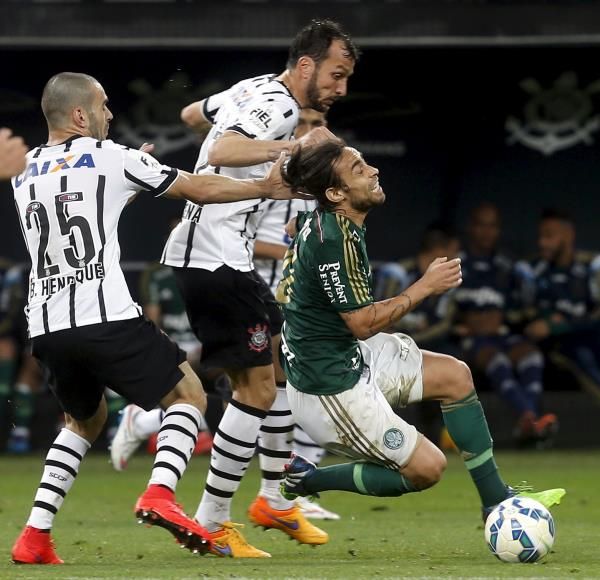 2015-05-31t210306z_673870166_gf10000113571_rtrmadp_3_soccer-brazil_reuters