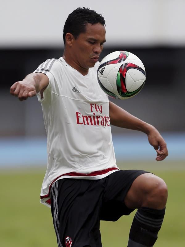 2015-07-24t114308z_121030497_gf10000168768_rtrmadp_3_soccer-china-acmilan-inter_reuters