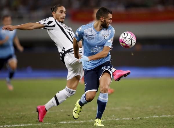 2015-08-08t150110z_865711440_gf20000017785_rtrmadp_3_soccer-italy-supercup_reuters