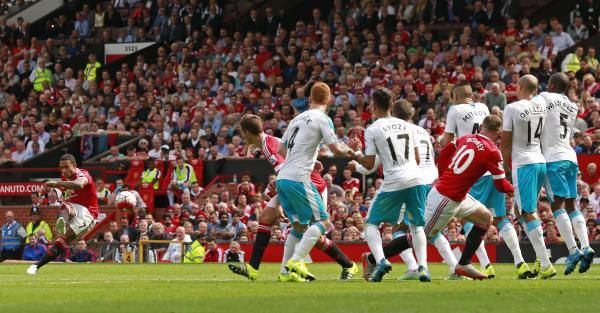 2015-08-22t125908z_83249948_mt1aci13971417_rtrmadp_3_soc_reuters