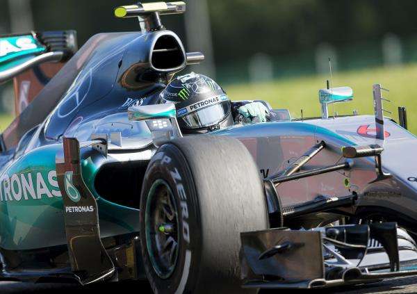 2015-08-22t110048z_1300095581_gf10000179310_rtrmadp_3_motor-racing-prix_reuters