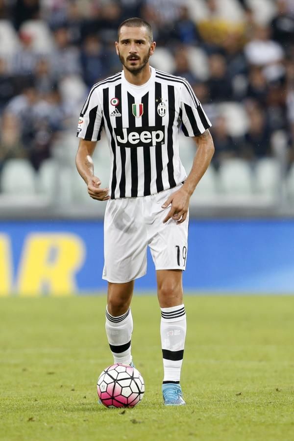 2015-08-23t182620z_409110216_gf10000180596_rtrmadp_3_soccer-italy_reuters