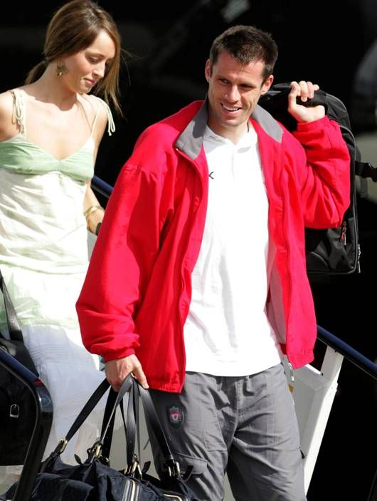 Steven%20Gerrard%20and%20%20Rafael(1)