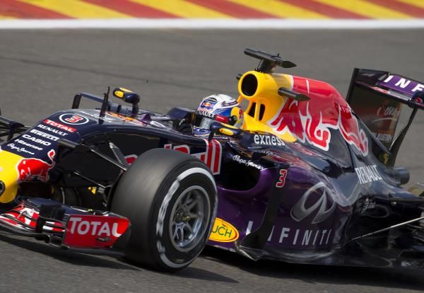 2015-08-21t151256z_1632216420_gf10000178578_rtrmadp_3_motor-racing-prix_reuters