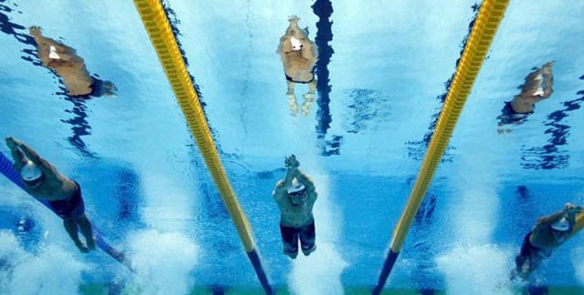 sweet_action_shots_from_the_2011_fina_swimming_world_championships_640_15