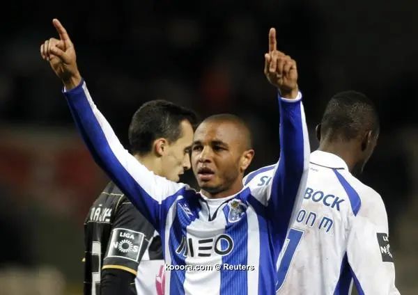 ?i=reuters%2f2015-02-23%2f2015-02-23t220052z_399016971_gm1eb2o0gkv01_rtrmadp_3_soccer-portugal_reuters