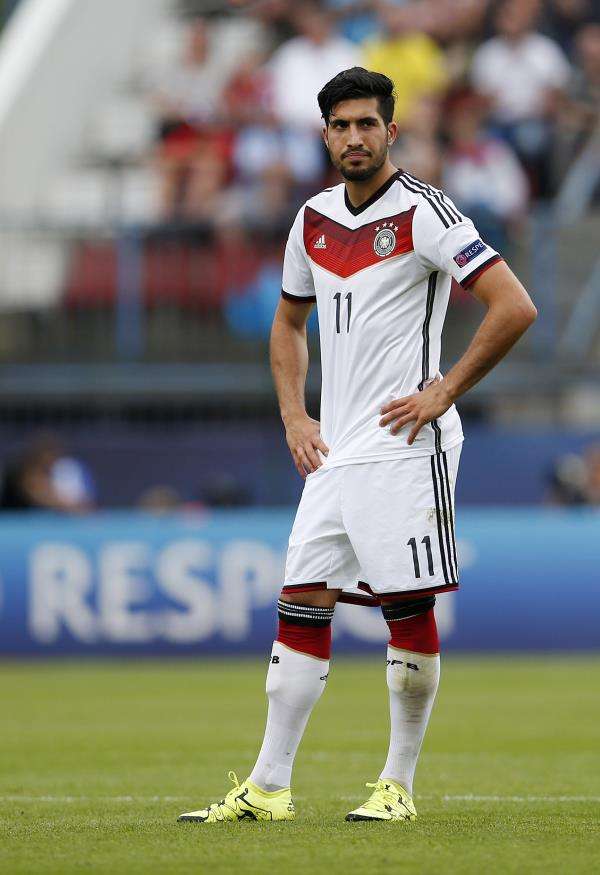 2015-06-27t171251z_78426771_mt1aci13830967_rtrmadp_3_soc_reuters