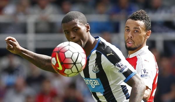 2015-08-29t125605z_83854565_mt1aci13987250_rtrmadp_3_soc_reuters