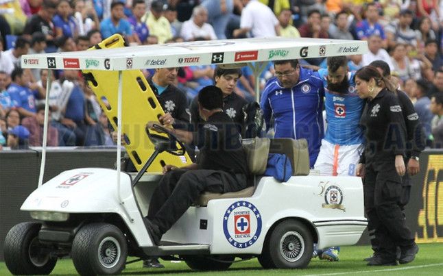 asi-fue-accion-que-costo-temporada-crosas-1440920966168