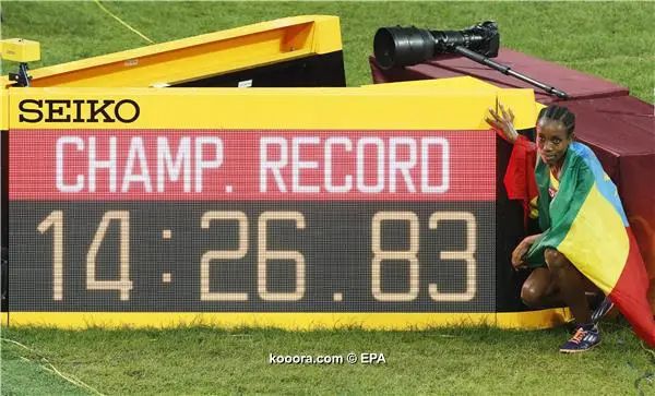 ?i=epa%2fathletics%2f2015-08%2f2015-08-30-04905108_epa