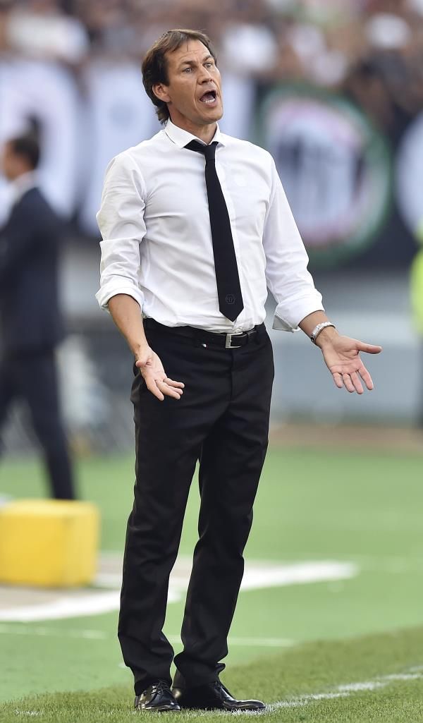 2015-08-30t170109z_451689248_gf10000187350_rtrmadp_3_soccer-italy_reuters