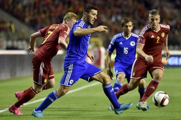 2015-09-03t210724z_1563244193_gf10000192303_rtrmadp_3_soccer-euro_reuters