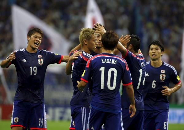 منتخب اليابان بعد الفوز على كمبوديا