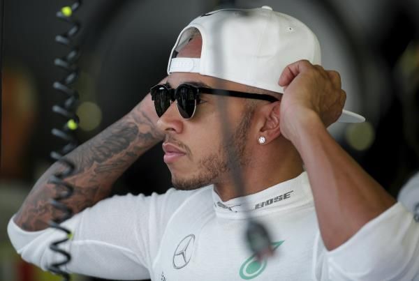 2015-09-04t100526z_1361272742_gf10000192736_rtrmadp_3_motor-racing-prix_reuters