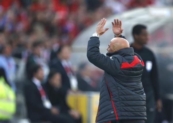 2015-07-04t204456z_1414288848_tb3eb741lmm6p_rtrmadp_3_soccer-copa-m26_reuters