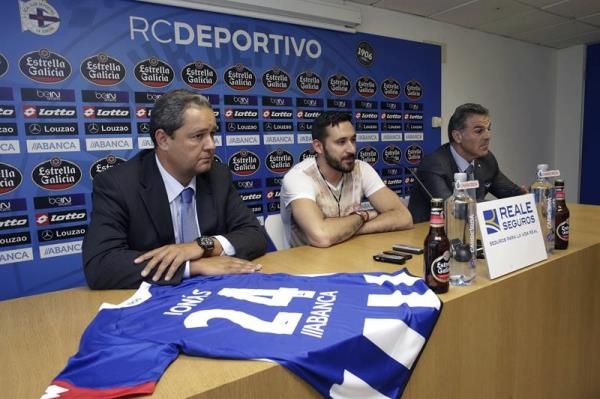 20150904-635769739862631684w_efe