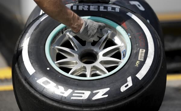 2015-09-04t105731z_412542050_gf10000192825_rtrmadp_3_motor-racing-prix_reuters