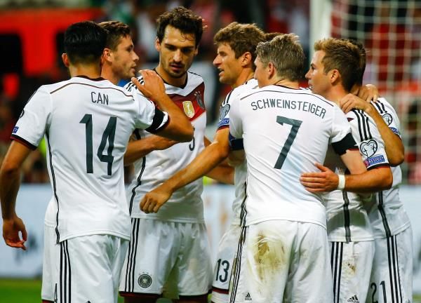 2015-09-04t203504z_1817476868_lr2eb941l65vw_rtrmadp_3_soccer-euro_reuters
