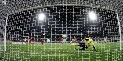 دييغو سجل من ضربة جزاء