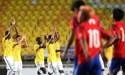 لاعبو منتخب البرازيل بعد الفوز على كوريا الجنوبية