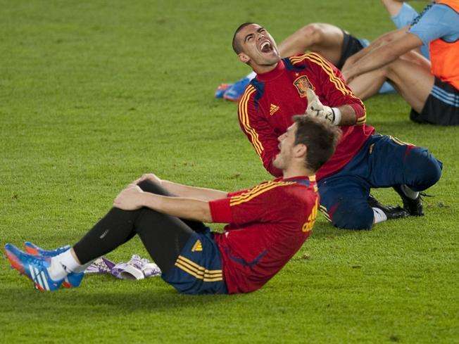 iker-casillas-defiende-a-victor-valdes