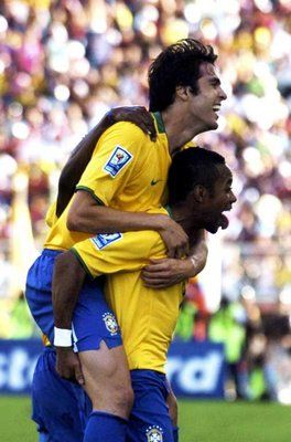 روبينهو وكاكا معاً في منتخب البرازيل