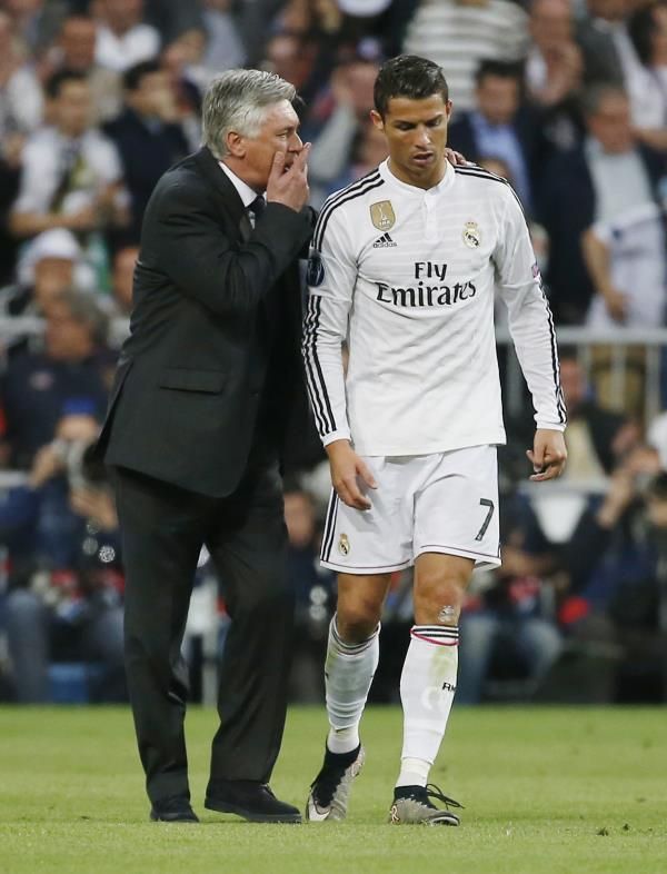 2015-04-22t204306z_72736986_mt1aci13692922_rtrmadp_3_football_reuters