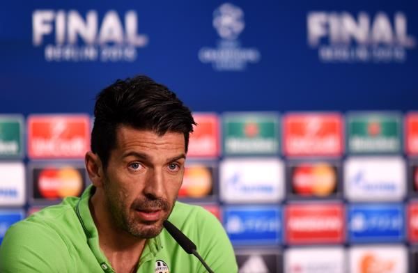 2015-06-05t160544z_76521944_mt1aci13788442_rtrmadp_3_soc_reuters