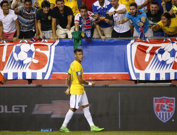 2015-09-09t030921z_749359620_nocid_rtrmadp_3_soccer-international-men-s-soccer-friendly-brazil-at-usa_reuters
