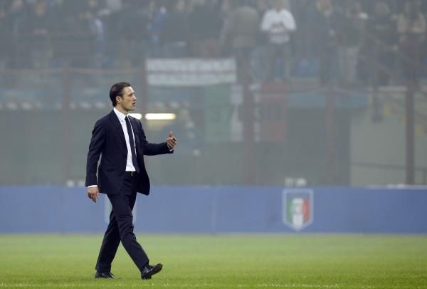 2014-11-16t215103z_1812750306_gm1eabh0g5e01_rtrmadp_3_soccer-euro_reuters